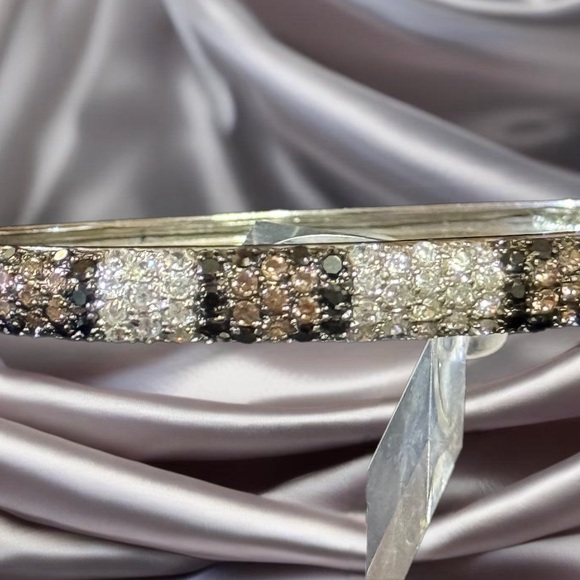 Elegant‎ Sterling Black and White Diamonique  Bangle  Bracelet - Picture 2 of 5